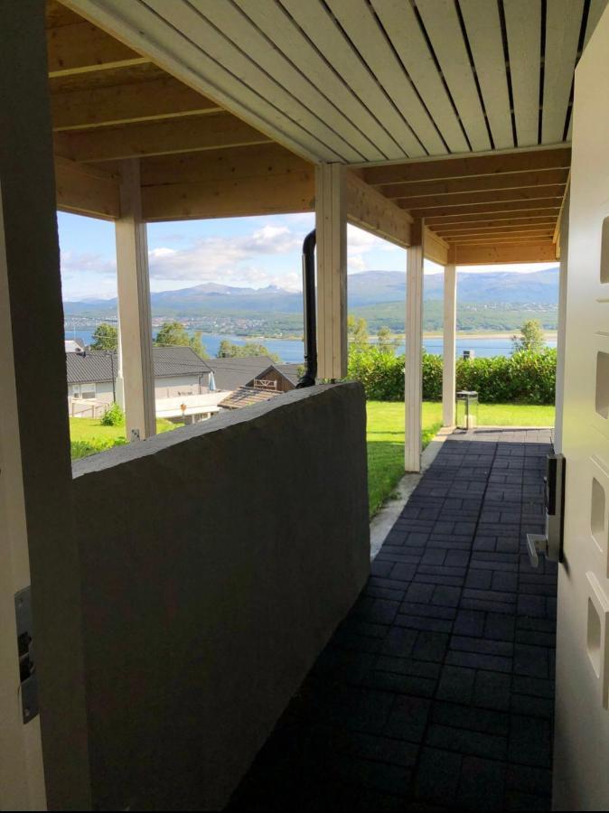 Moderne Og Trivelig Leilighet, Med Unik Utsikt Apartment