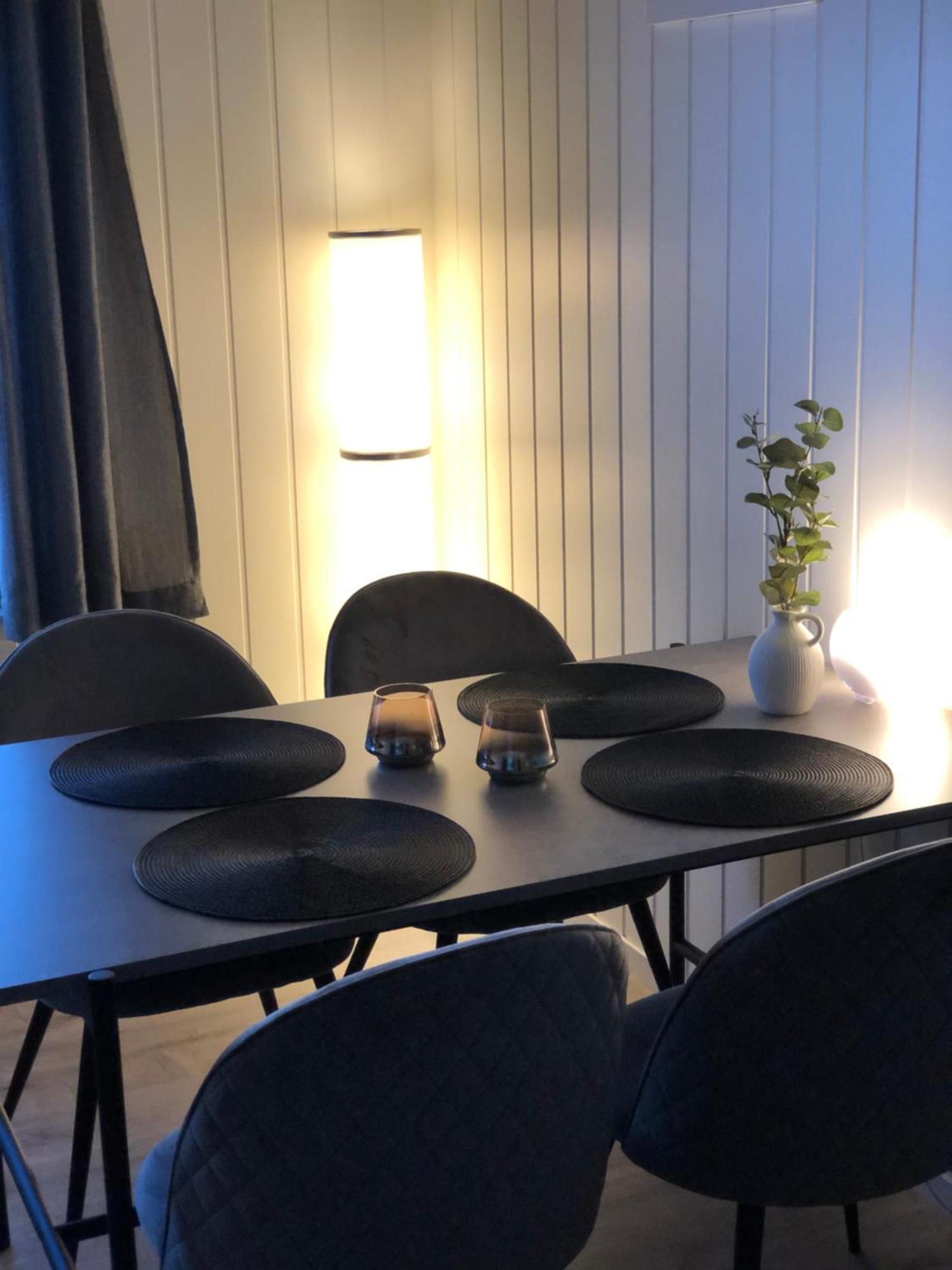 Moderne Og Trivelig Leilighet, Med Unik Utsikt Apartment *